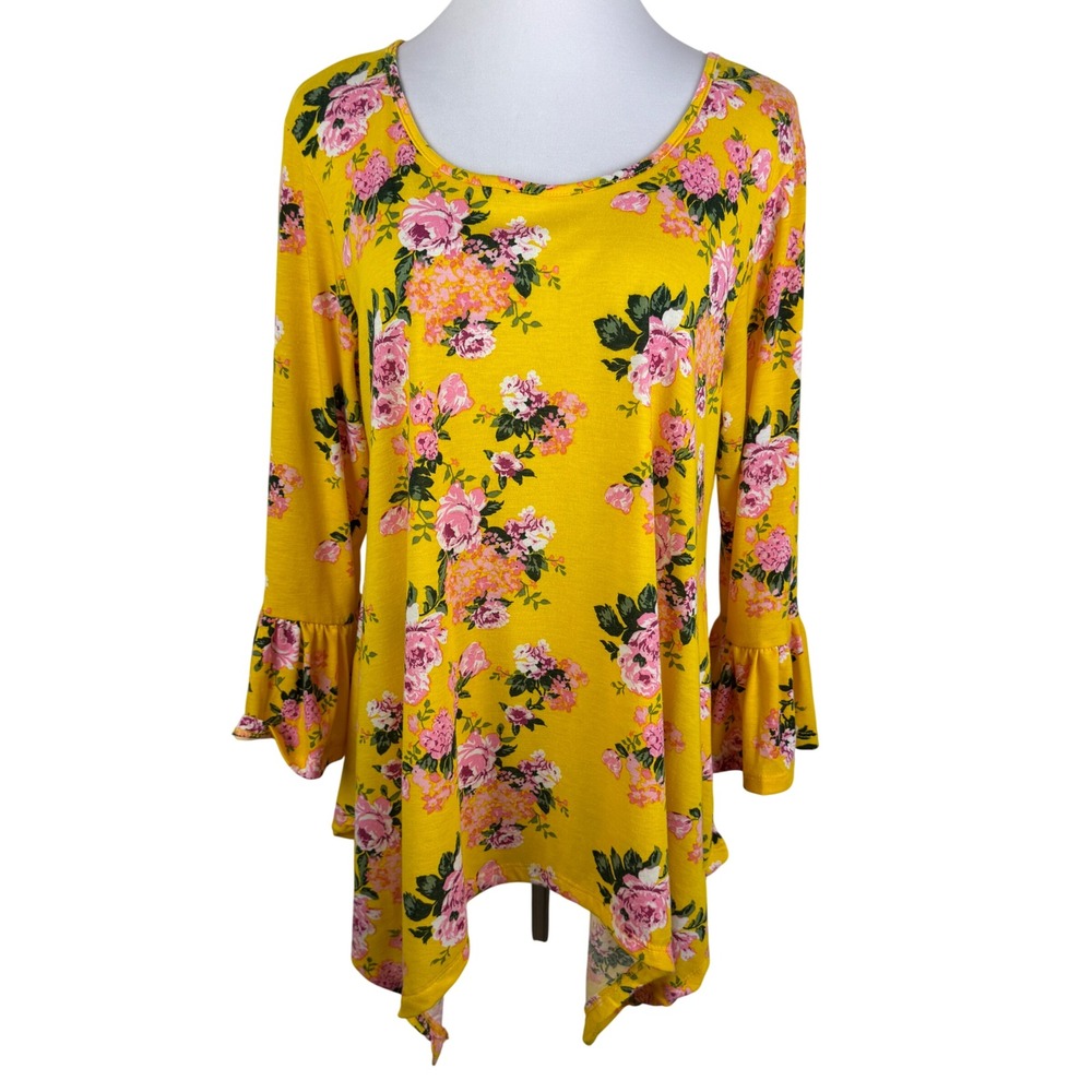 Bobbie Brooks Women's 1X Yellow Floral Bell Sleeve Sharkbite Tunic Top Blouse
